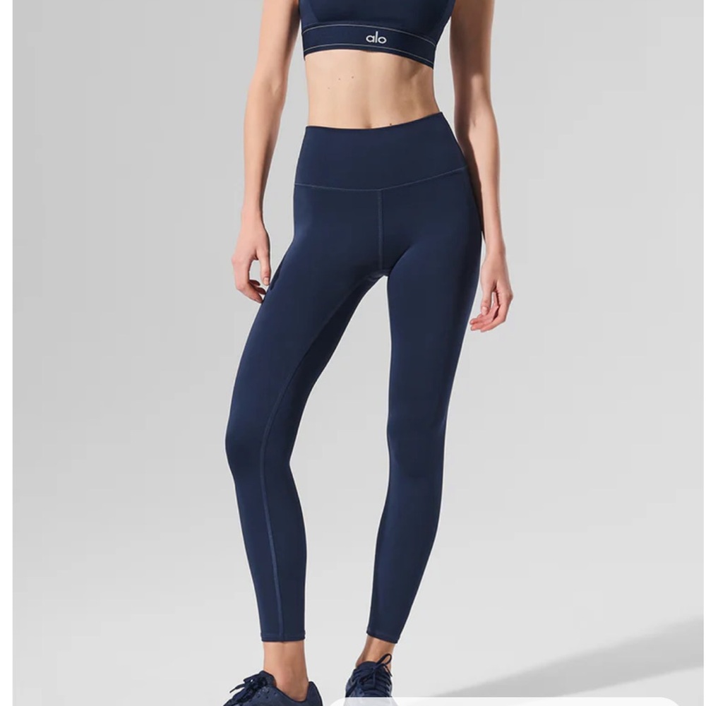 ALO Yoga Women's Navy Blue 7/8 Leggings XS